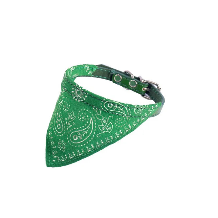 Verstellbares Halsband mit Bandana