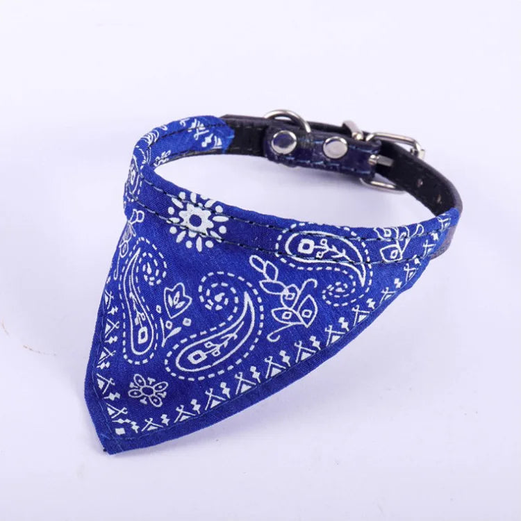 Verstellbares Halsband mit Bandana