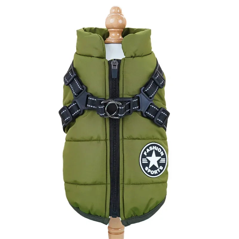 Warme Tierjacke mit Geschirr